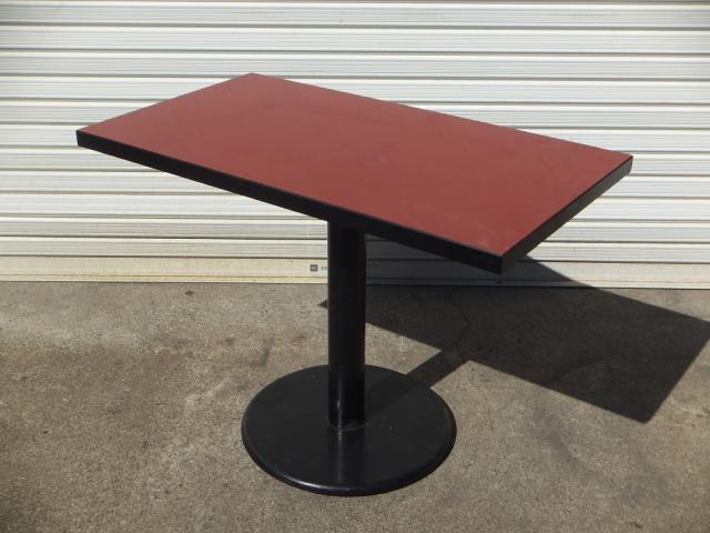 店舗用テーブル　2セット　900×500×660　中古