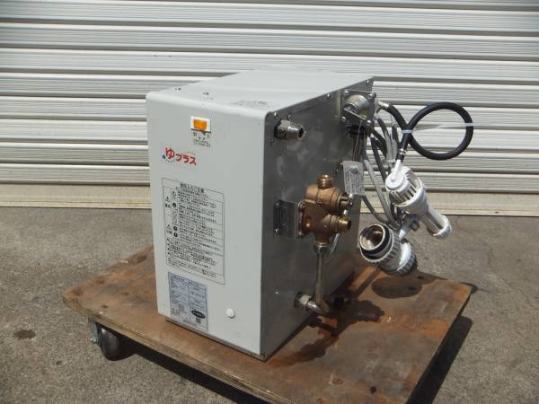 (株)INAX　　小型電気温水器 　中古厨房機器